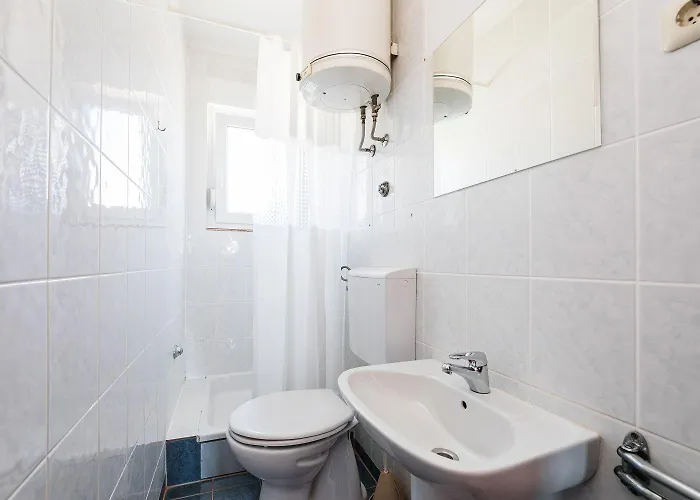 Malerisches Nur 700 Meter Zum Sandstrand Mit Herrlichem Meerblick, Pool, Grill Apartman Crikvenica