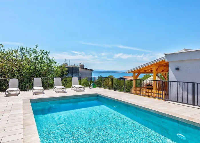 Malerisches Nur 700 Meter Zum Sandstrand Mit Herrlichem Meerblick, Pool, Grill Crikvenica