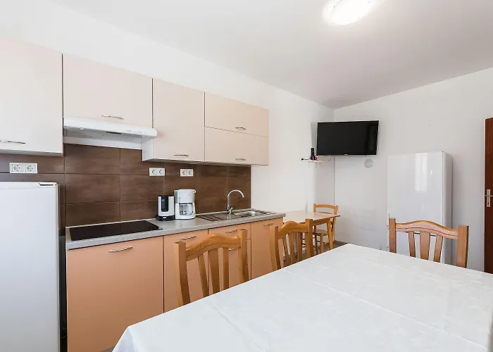 Apartman Malerisches Nur 700 Meter Zum Sandstrand Mit Herrlichem Meerblick, Pool, Grill