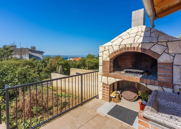 Apartman Malerisches Nur 700 Meter Zum Sandstrand Mit Herrlichem Meerblick, Pool, Grill Crikvenica